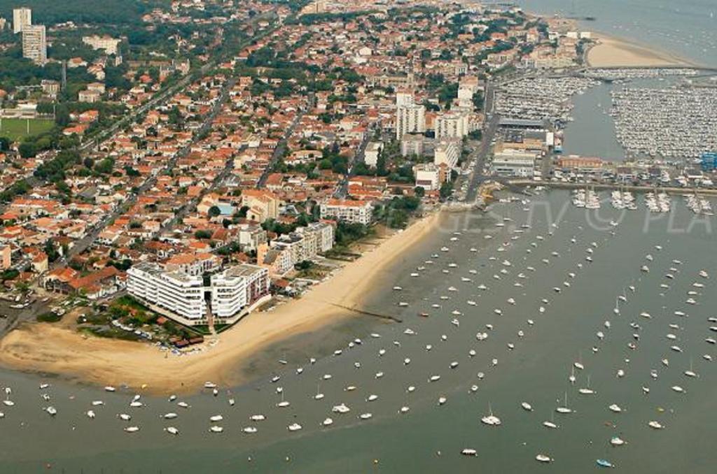 Appartement Studio Meublé À L'aiguillon à Arcachon Extérieur photo